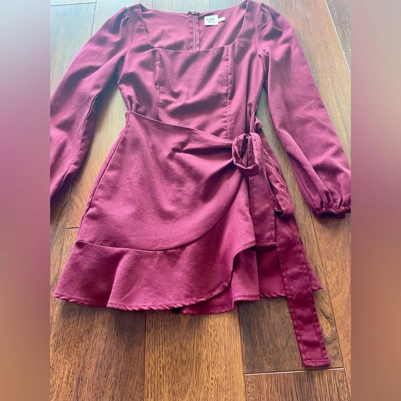 Princess Polly THE VILLA MINI DRESS size 4 - Picture 3 of 14